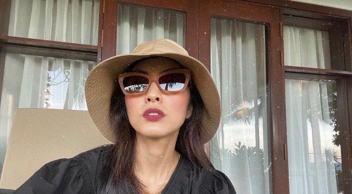 Tăng Thanh Hà xinh đẹp đến thế khi selfie chính diện vẫn chọn góc từ dưới lên để chụp (Nguồn: Internet).