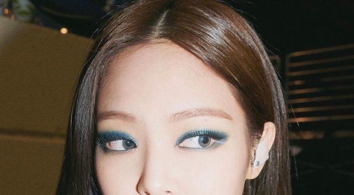 Jennie (BlackPink) chụp ảnh selfie với điểm nhấn ở mắt (Nguồn: Internet).