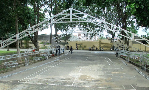 Khung sắt rạp đám cưới