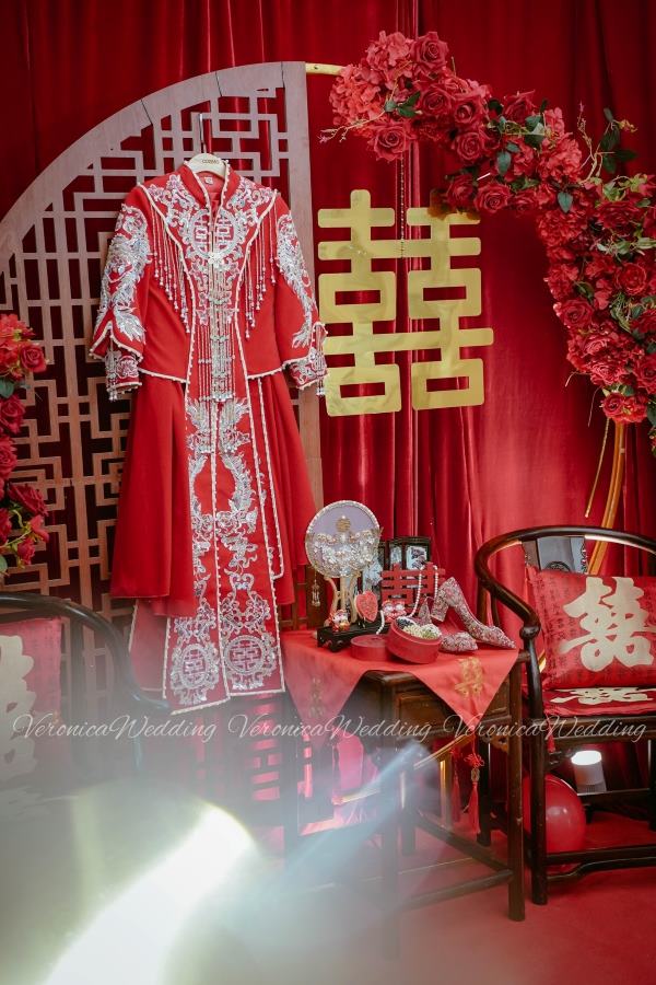 Diện áo khỏa trong lễ dạm ngõ giúp buổi lễ trở nên trang trọng