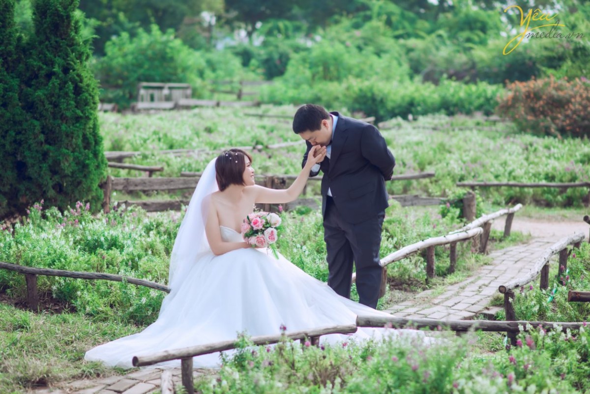 Top phim trường - studio địa điểm chụp ảnh cưới đẹp nhất [Bảng giá 202