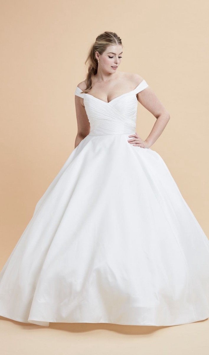 Mẫu Váy Cưới Đẹp 2020 Dành Cho Cô Dâu Mập | by nhung nguyen | Medium