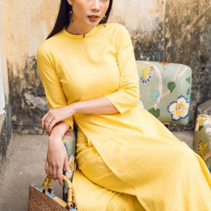 Áo dài cổ tròn trơn