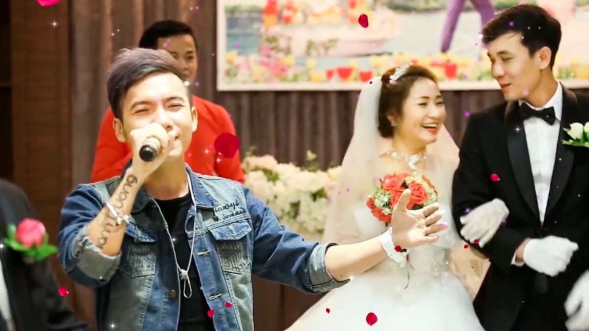Phạm Trưởng | Hát đám cưới khiến hồi hôn đứng hết lên thưởng thức | Hai Ba Năm | - YouTube