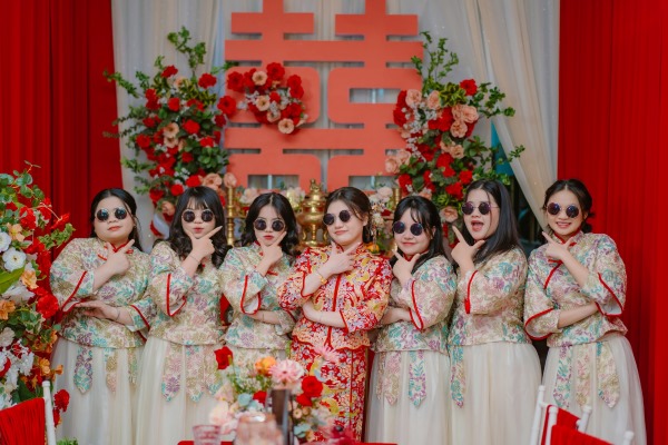 Áo bưng quả màu pastel cách tân