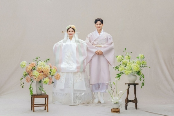 Hanbok là biểu tượng của văn hóa Hàn Quốc và là một phần của lịch sử dân tộc