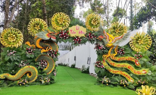 Cổng cưới rồng phượng