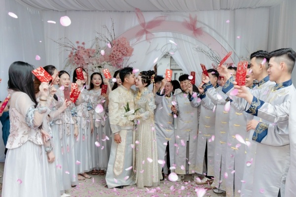 Số lần bưng quả không phải là yếu tố quyết định đến hạnh phúc lứa đôi của bạn