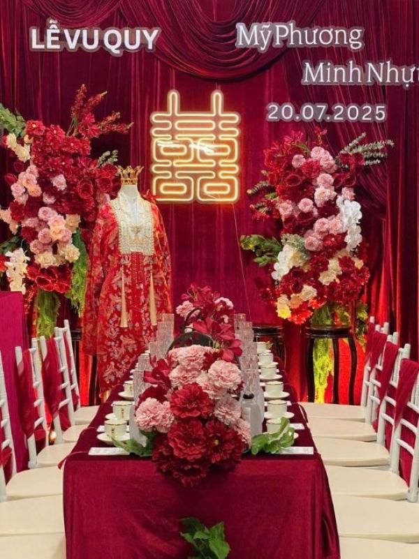 Không gian đám cưới tại nhà gái cần sự ấm cúng và trang trọng