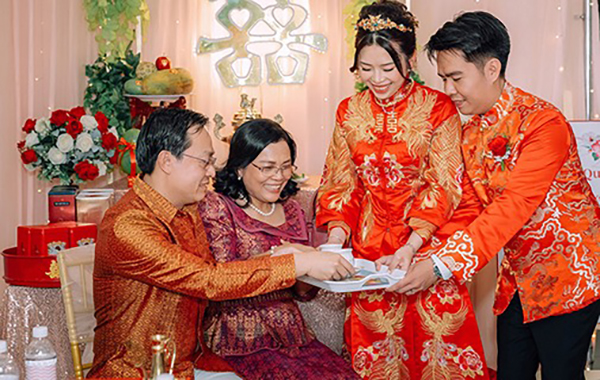 Những món quà quý giá mà cha mẹ cô dâu chuẩn bị để con có khởi đầu vững chắc cho tổ ấm mới