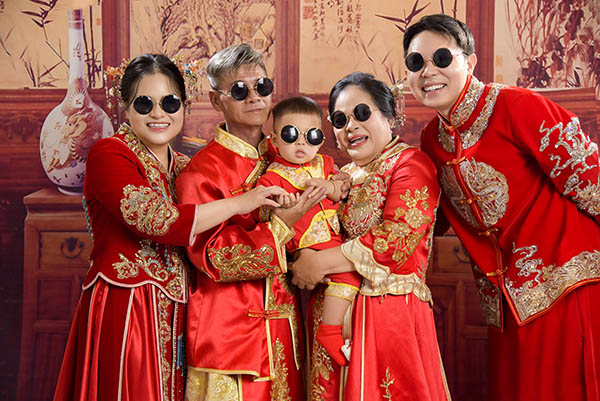 Concept ảnh gia đình với không gian và cách bài trí phong cách Hoa